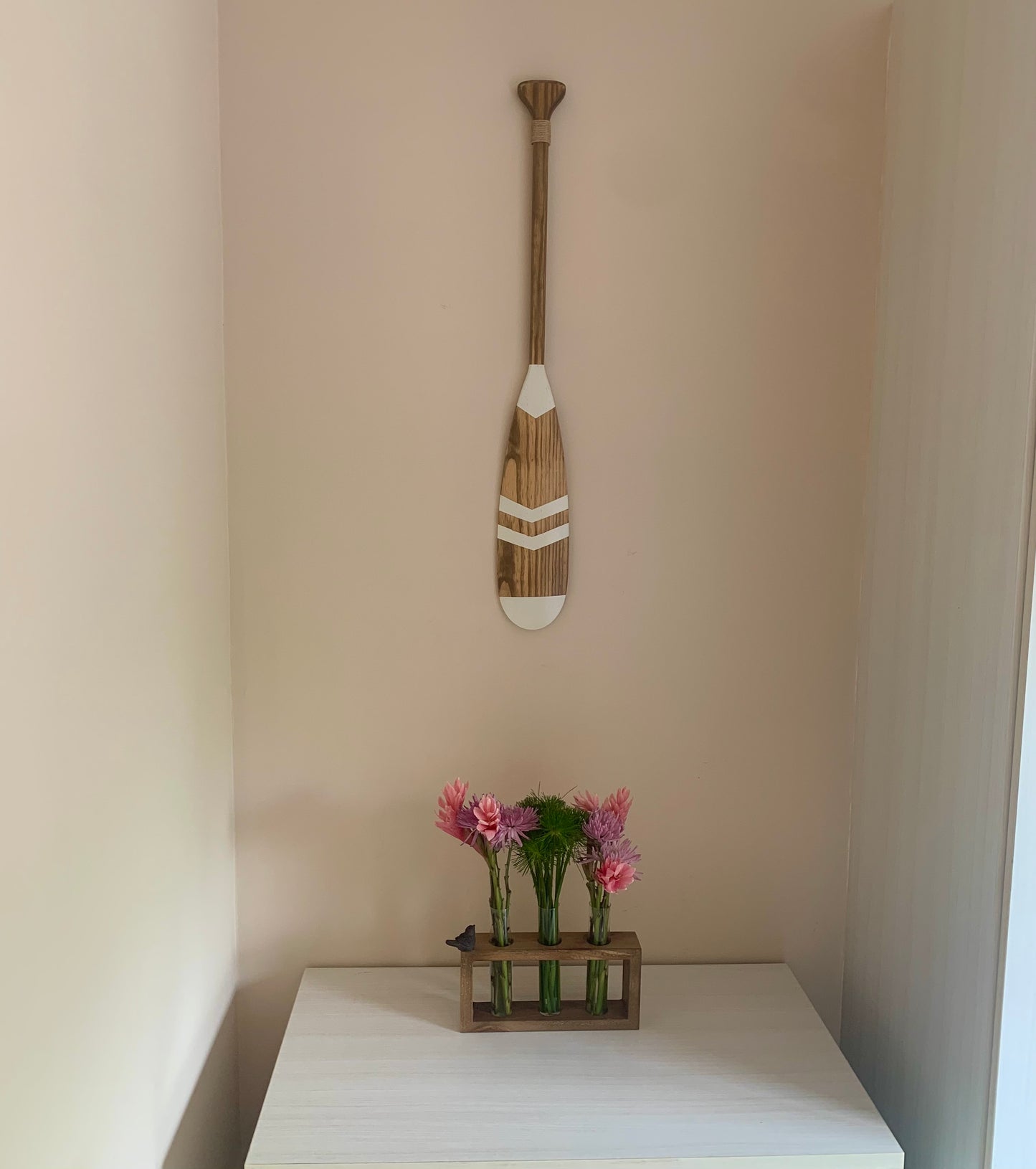 Remo Decorativo Ponta Redonda Branco e Vermelho