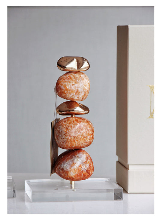 Escultura Decorativa Pedra Calcita Laranja Base Acrílico