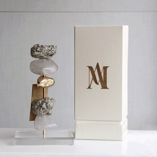 Escultura Decorativa Pedra de Aragonita e Pirita Base Acrílico