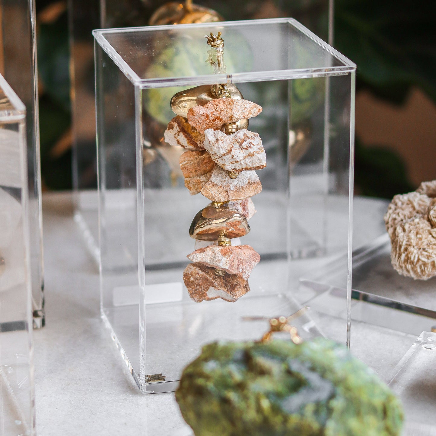 Caixa Decorativa em Acrílico C/ Pedra Natural Jaspe Areia