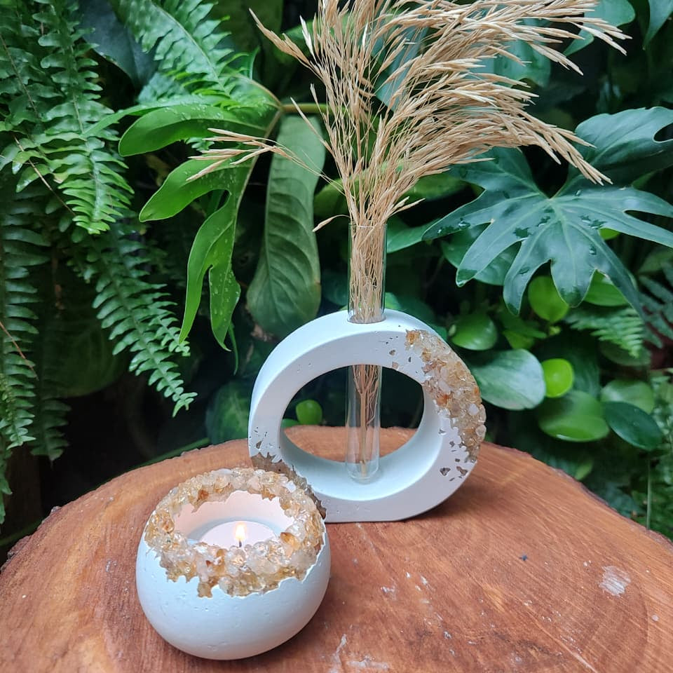 Vaso Solitário Oval em Citrino