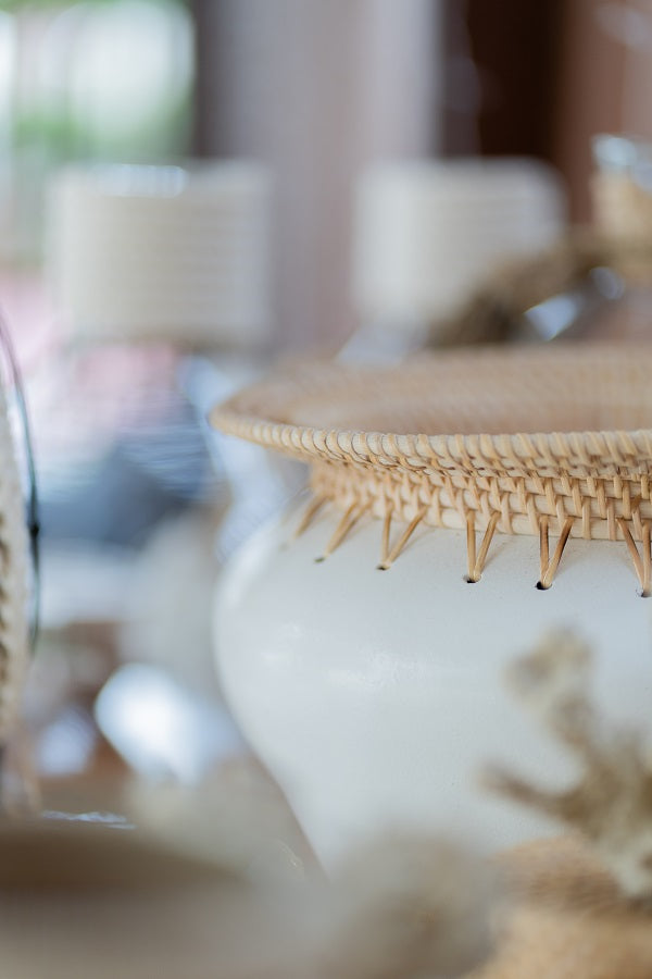 Vaso Cerâmica e Rattan Borda Alta