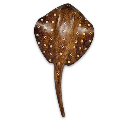 Escultura Indígena de Madeira Arraia Marrom GG